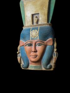 Handmade Goddess Hathor Statuette: Egyptian Venus Statue - Image 4