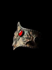 Goddess Hathor Bracelet: Hand-Carved Egyptian Jewelry - Image 4