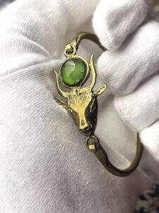 Handcrafted Goddess Hathor Bracelet: Egyptian Jewelry Gift - Image 4