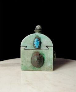 Goddess Sekhmet magical box with winged Beetle scarab for protection and good luck - Image 4