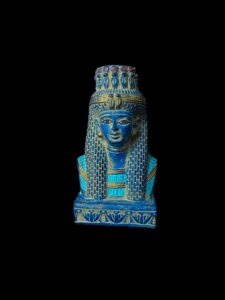 Egyptian Queen Meritamen Statue - Made in Egypt - Image 4