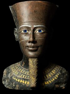 King Mentuhotep Head Statue: Egyptian Replica Artifact - Image 4
