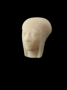 Tetisheri: Ancient Egyptian Queen Statue - Image 4