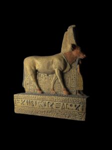 Goddess Hathor Statue with Amenhotep II: Vintage Stone Museum Replica - Image 4