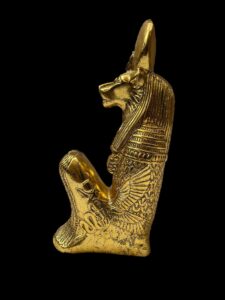 Gold Leaf Sekhmet Statue: Egyptian Goddess Decor - Image 4