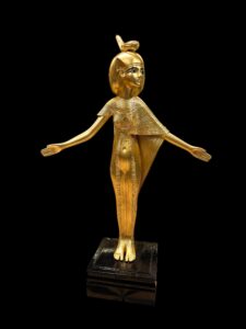 Egyptian Goddess Selket Statue: Museum Replica Piece - Image 4