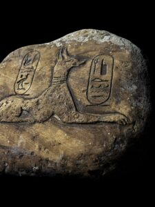 Egyptian Anubis Statue Rock: Mythology Collectible - Image 4