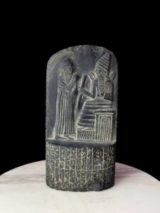 Babylon law code of Hammurabi - Akkadian Cuneiform Mesopotamian art / sculpture - Image 4
