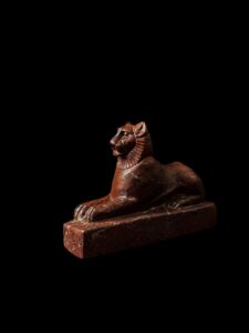King Amenhotep III Lion Statue: Rare Egyptian Replica, Handmade Art - Image 4