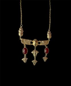 Egyptian Scarab Pectoral Necklace: Ancient Style Fashion Pendant - Image 4