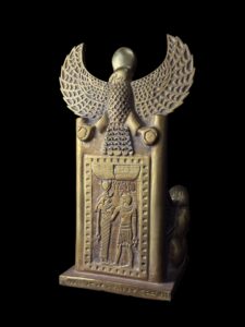 King Tutankhamun Throne: Eye of Horus, Winged Scarab & Goddess Nekhbet - Image 5