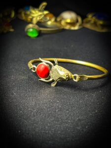 Handcrafted Hathor Bracelet: Egyptian Goddess Jewelry - Image 5