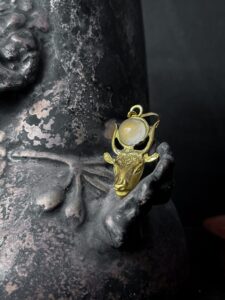 Goddess Hathor Amulet - Authentic Egyptian Craftsmanship - Spiritual Protection & Empowerment - Hathor pendant necklace. - Image 5