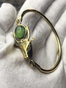 Handcrafted Goddess Hathor Bracelet: Egyptian Jewelry Gift - Image 5