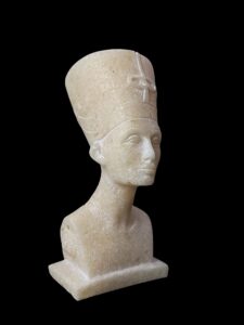 Handmade Nefertiti Bust Statue: Egyptian Queen Replica - Image 5