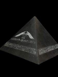 Amenemhat III Pyramidion Replica: Basalt Sculpture with Hieroglyphs (40x30cm) - Image 5