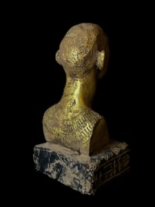 Handmade Nefertiti Bust Statue: Egyptian Queen Replica - Image 5