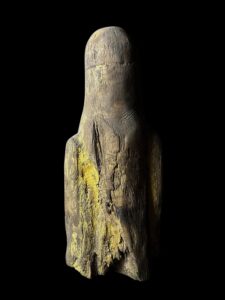 Antique Chinese Wood Statue: 250-Year-Old Vintage Art - Image 5