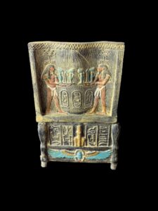 King Tutankhamun Throne: Eye of Horus & Winged Scarab Chair - Image 5