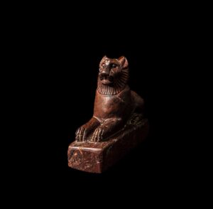 King Amenhotep III Lion Statue: Rare Egyptian Replica, Handmade Art - Image 5