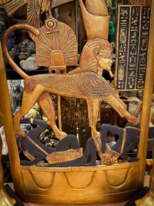 King Tutankhamun Ceremonial Shield Replica: Rare Egyptian Collection - Image 5