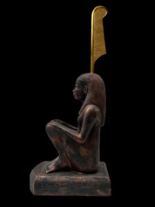 Large Ma'at Statue: Egyptian Goddess of Justice - Image 5