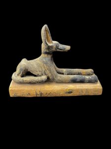 Handcrafted Wooden Anubis Statue: Egyptian God Sculpture - Image 5