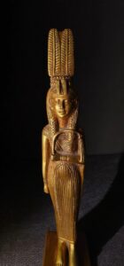 Egyptian Queen Meritamen Statue - Made in Egypt - Image 5