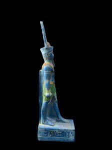 Egyptian God Amun Statue: Museum Replica - Image 6