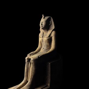 Basalt Hatshepsut Statue: Egyptian Museum Piece - Image 6
