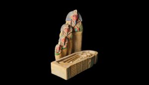 The Egyptian King Tutankhamun's coffin, The Egyptian Tutankhamun statue - Image 6