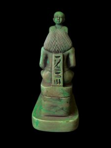 Egyptian King Imhotep transferring knowledge scene statue. - Image 6