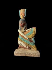 Vintage Goddess Isis statue, unique Isis goddess Statue. - Image 6