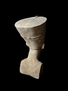 Handmade Nefertiti Bust Statue: Egyptian Queen Replica - Image 6