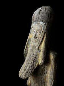 Antique Chinese Wood Statue: 250-Year-Old Vintage Art - Image 6