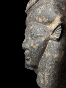 Handmade Granite Goddess Hathor Statue: Egyptian Altar Decor - Image 6