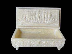 Egyptian Jewelry Box: Pharaonic Scarab Design - Image 6