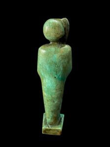 Handcarved Flamestone Egyptian Queen Statue: Rare Ancient Model - Image 6