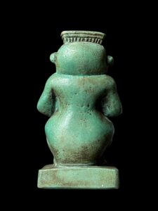 Hand-Carved God Bes Statue Holding Horus & Thoth: Egyptian Decor - Image 6