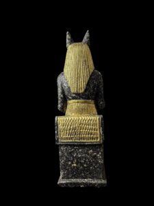 Handcrafted Egyptian God Anubis Statue: Afterlife Decor - Image 6