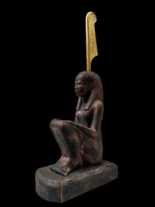 Large Ma'at Statue: Egyptian Goddess of Justice - Image 6