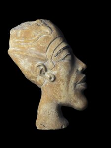Handmade Egyptian King Akhenaton Statue: Solid Stone Sculpture - Image 6