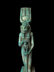 Goddess Sekhmet protects God Horus with the Key of life - Image 7