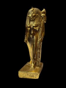 Egyptian Queen Hatshepsut Statue: Handmade Egyptian Art - Image 7