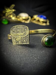 Goddess Isis Upper Arm Cuff, Elegant Egyptian Inspired Jewelry, Goddess Isis Inspired Arm Cuff,Egyptian handmade gifts. Isis armlet - Image 7