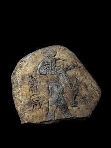 Vintage Egyptian God Thoth Rock: Decorative Altar Stone - Image 7