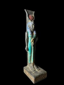 Handmade Goddess Hathor Statuette: Egyptian Spirituality Decor - Image 7
