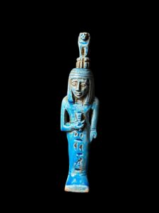 Handcarved Flamestone Egyptian Queen Statue: Rare Ancient Model - Image 7