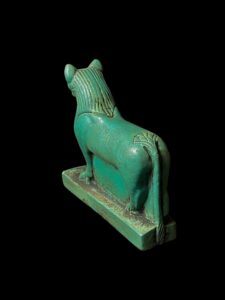 King Amenhotep III Lion Statue: Rare Egyptian Replica, Handmade - Image 7