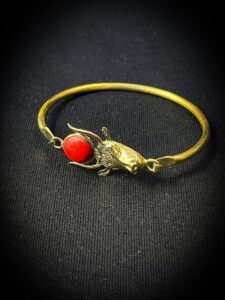 Handcrafted Hathor Bracelet: Egyptian Goddess Jewelry - Image 8